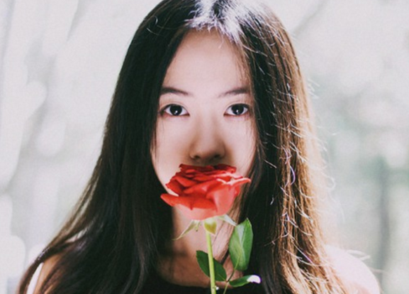 女生恋爱技巧经验：不要没事就发朋友圈