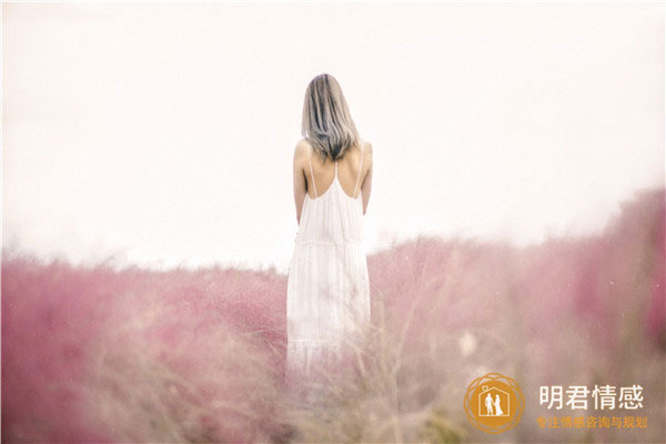 女人离婚后不舍的表现说说不舍也要舍