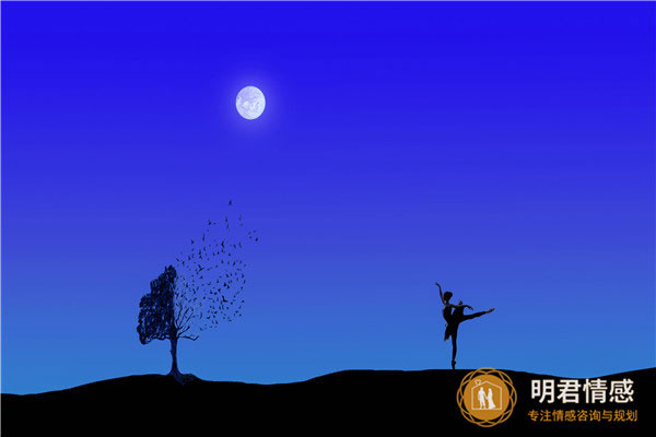 已婚女人梦见鱼和水是什么预兆