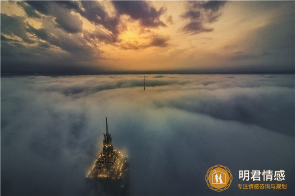 周公解梦已婚女人梦见蛇缠身是好是坏