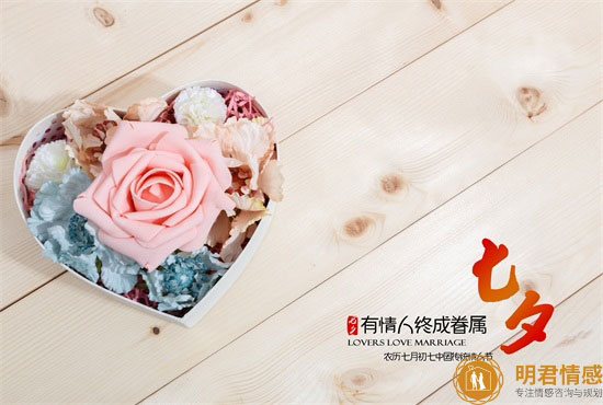 晚上发给女朋友的小作文,适合深夜发给对象的长文